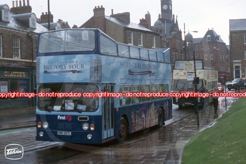 Bus photo first york swb287l - -,